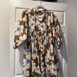 New with tags dress! Perfect for spring and summer